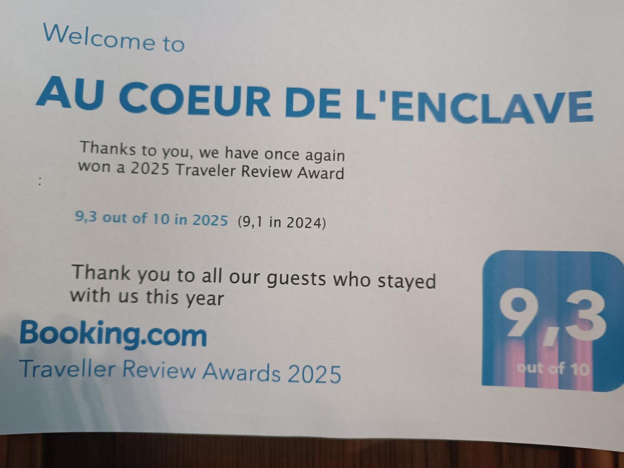 Au Coeur De L'Enclave Bed & Breakfast Moeuvres Eksteriør bilde